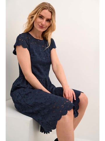 Cream Kleid in Dunkelblau
