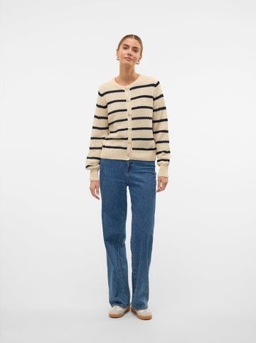 Vero Moda Cardigan in Beige