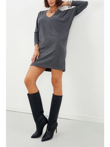 Milan Kiss Strickkleid in Grau