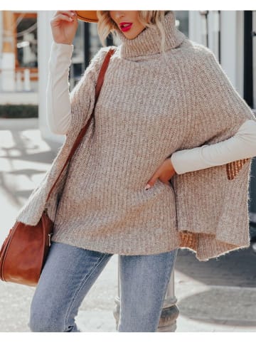 Milan Kiss Poncho in Beige