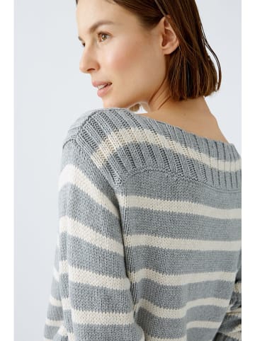 Oui Pullover in Grau/ Weiß