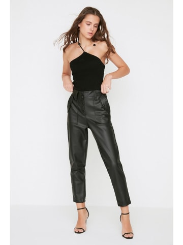 trendyol Kunstlederhose in Khaki