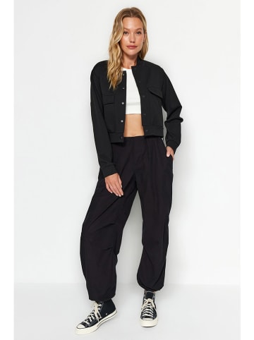trendyol Cardigan in Schwarz