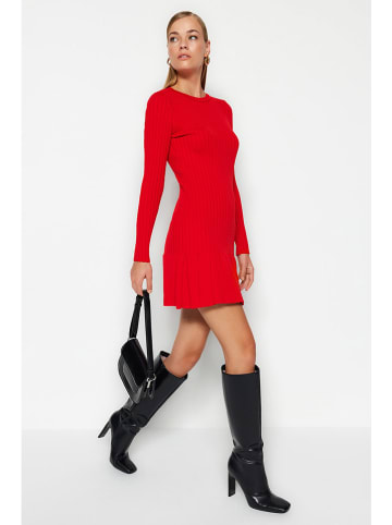 trendyol Kleid in Rot