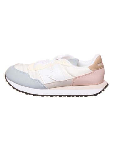 New Balance Sneakers in Creme/ Rosa/ Hellblau