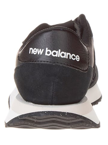 New Balance Sneakers "237" in Schwarz