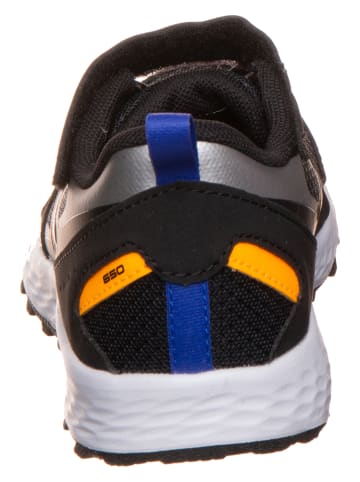 New Balance Laufschuhe "650" in Schwarz