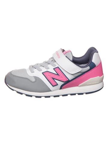 New Balance Sneakers in Weiß/ Grau/ Pink
