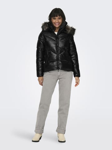 ONLY Winterjacke in Schwarz