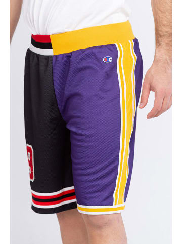 Champion Shorts in Bunt