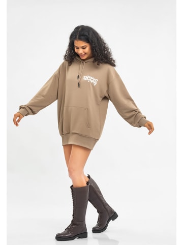 Tom Barron Hoodie in Hellbraun