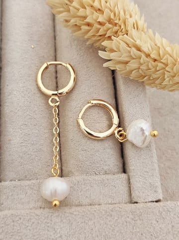 Nakkash Pozłacane kolczyki-kreole z perłami