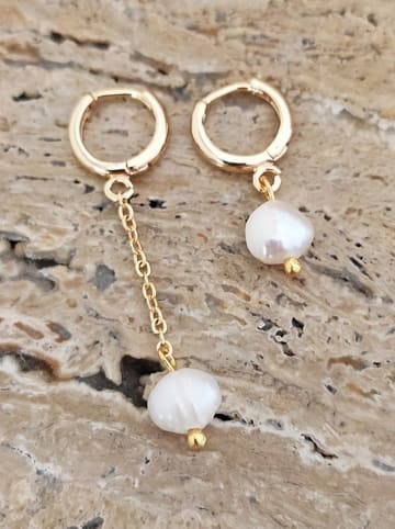 Nakkash Pozłacane kolczyki-kreole z perłami