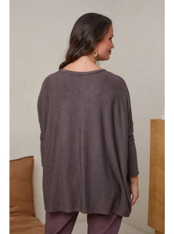 Curvy Lady Pullover in Braun