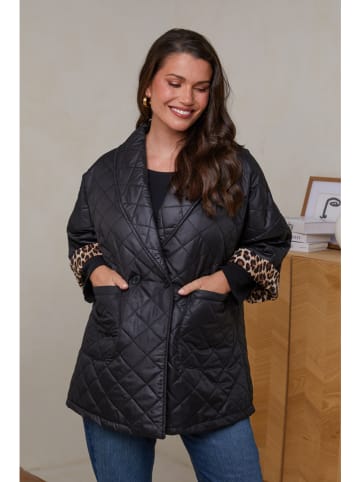 Curvy Lady Steppjacke in Schwarz