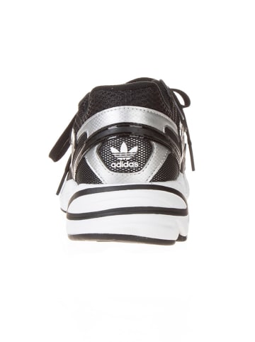 adidas Sportschuhe "Astir" in Schwarz