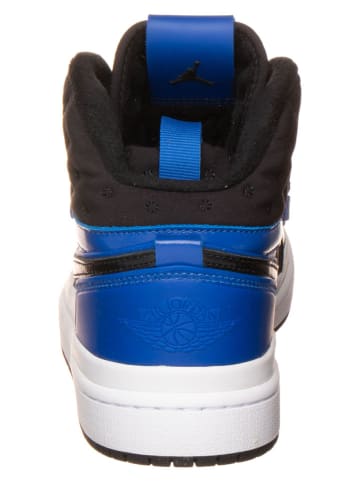 Air Jordan Sneakers in Blau/ Schwarz