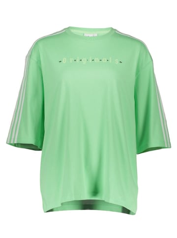adidas Shirt in Grün