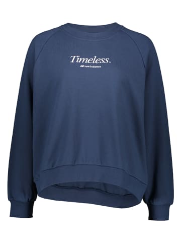New Balance Sweatshirt "Athletics Icono-Graphic Crew" in Dunkelblau