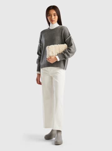 Benetton Sweter w kolorze szarym