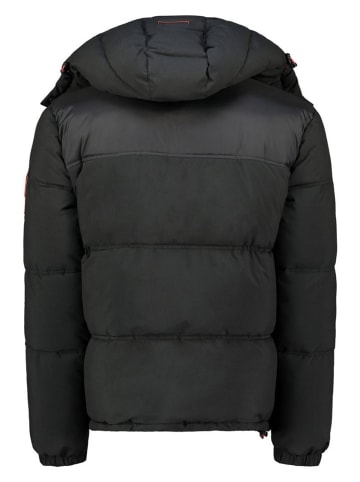 Canadian Peak Winterjacke in Schwarz