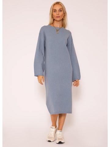 SASSYCLASSY Strickkleid in Blau