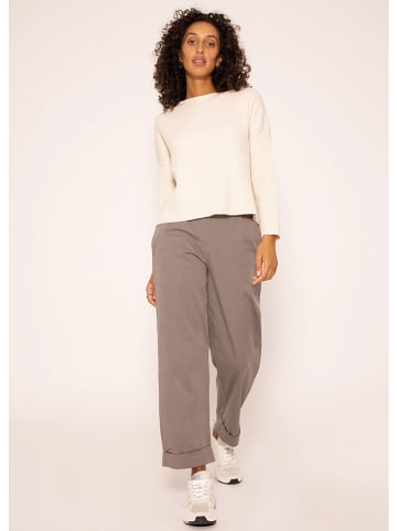 SASSYCLASSY Hose in Braun