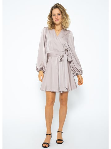 SASSYCLASSY Kleid in Hellbraun