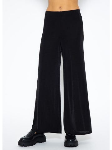 SASSYCLASSY Hose in Schwarz