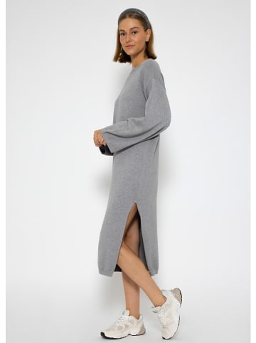 SASSYCLASSY Strickkleid in Grau