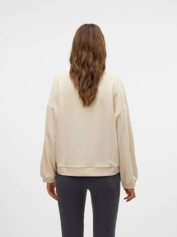 Vero Moda Sweatshirt in Beige