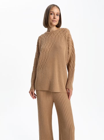 BGN Pullover in Camel