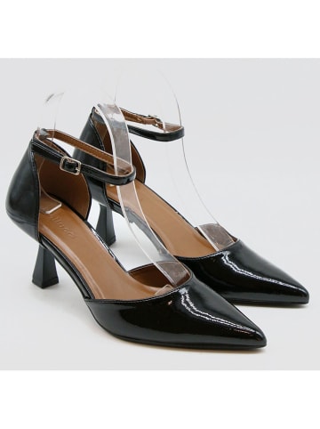 Bellucci Pumps in Schwarz