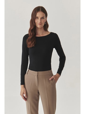 TATUUM Longsleeve in Schwarz
