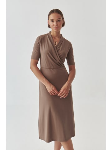 TATUUM Kleid in Hellbraun