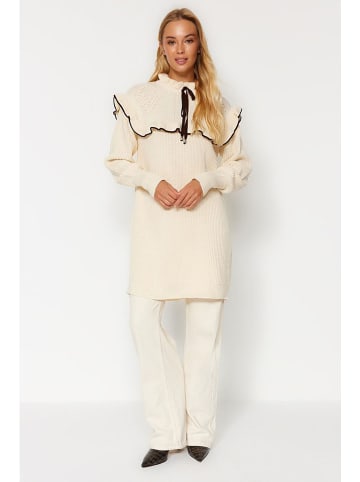trendyol Pullover in Sand