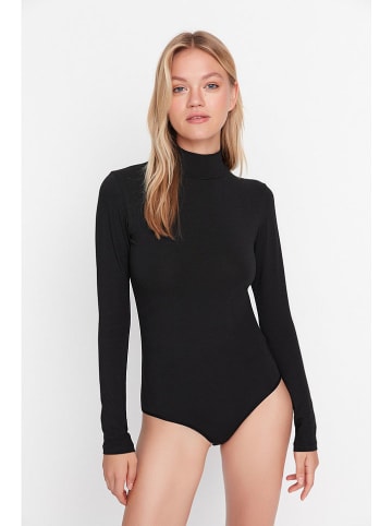 trendyol Body in Schwarz