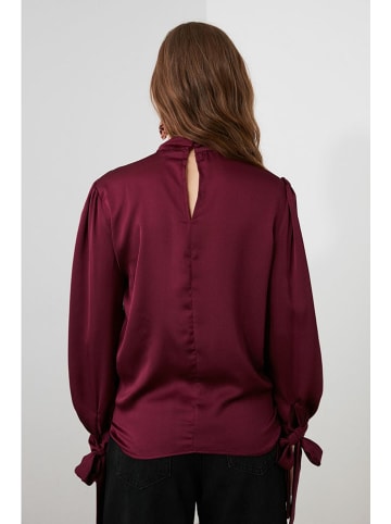 trendyol Bluse in Bordeaux