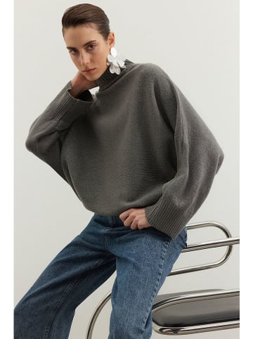 trendyol Pullover in Anthrazit