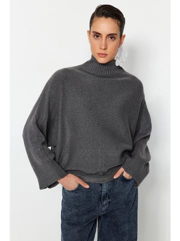 trendyol Pullover in Anthrazit