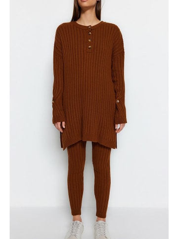 trendyol 2-delige outfit cognackleurig