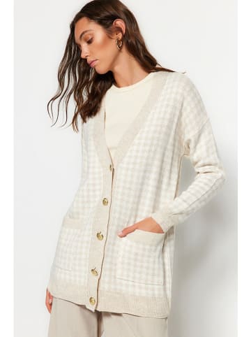 trendyol Cardigan in Sand