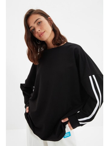 trendyol Sweatshirt in Schwarz