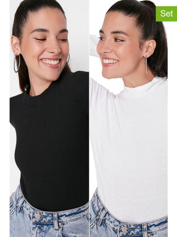 trendyol 2er-Set: Bodys in Schwarz/ Weiß