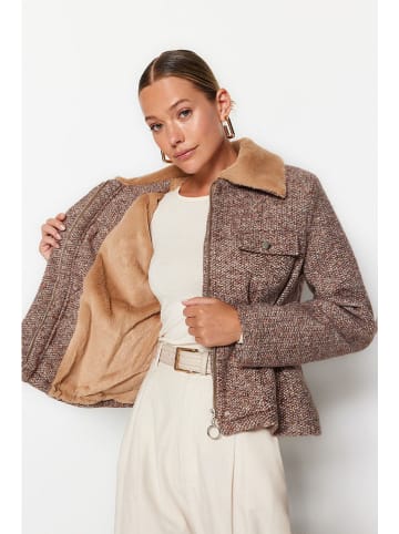trendyol Hemdjacke in Camel