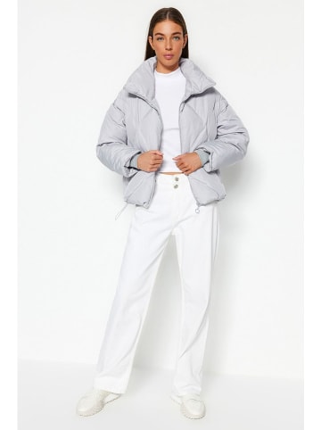 trendyol Übergangsjacke in Hellgrau