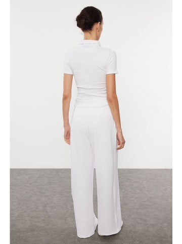 trendyol Marlenehose in Weiß