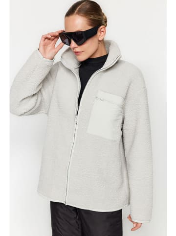 trendyol Fleecejacke in Hellgrau