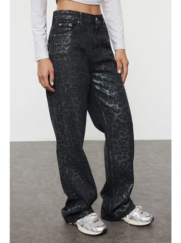 trendyol Hose in Schwarz