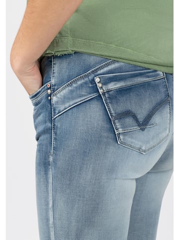 Timezone Dżinsy "Sanya" - Skinny fit - w kolorze błękitnym
